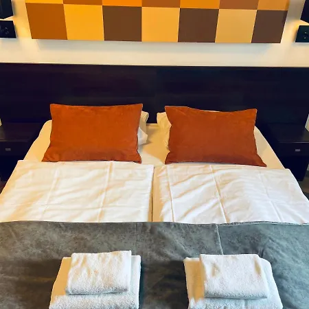 La Petite Apartments & Rooms-3