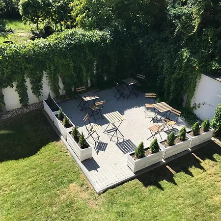La Petite Apartments & Rooms-2